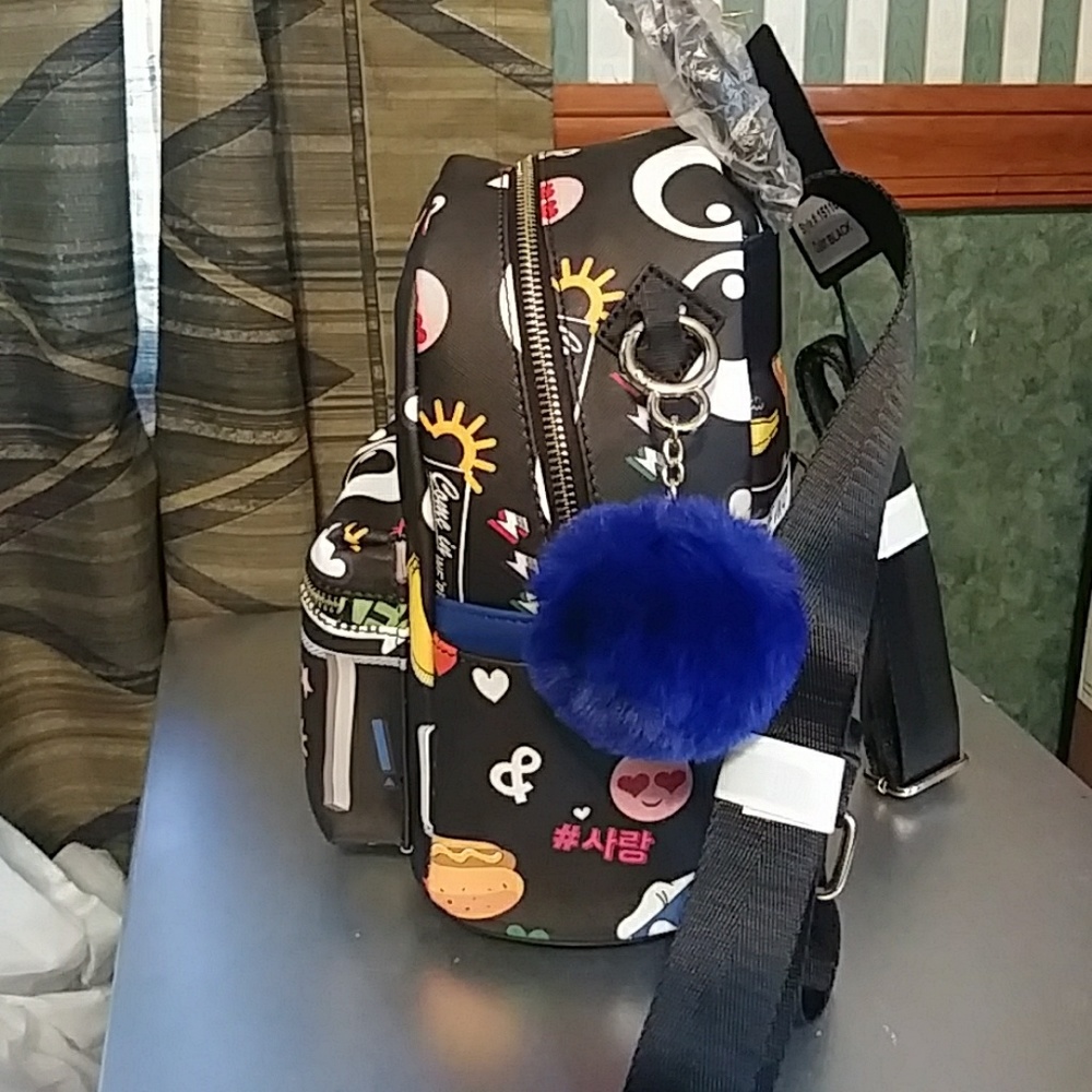 Emoticon Mini Backpack - Picture 2 of 4